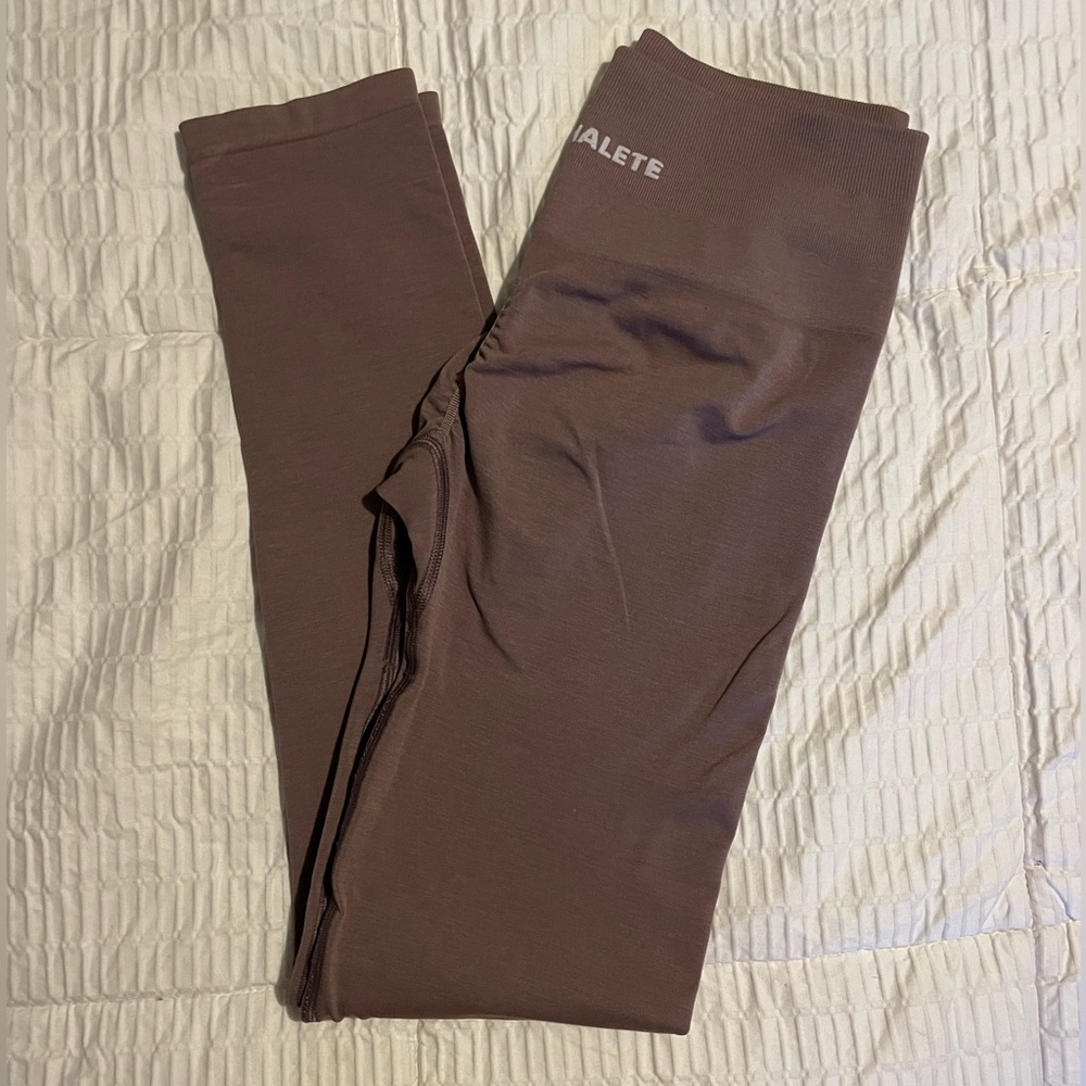 Amplify leggings